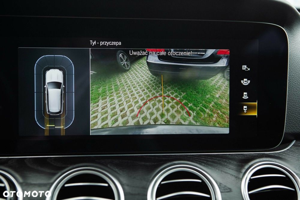 Mercedes-Benz Klasa E - 37