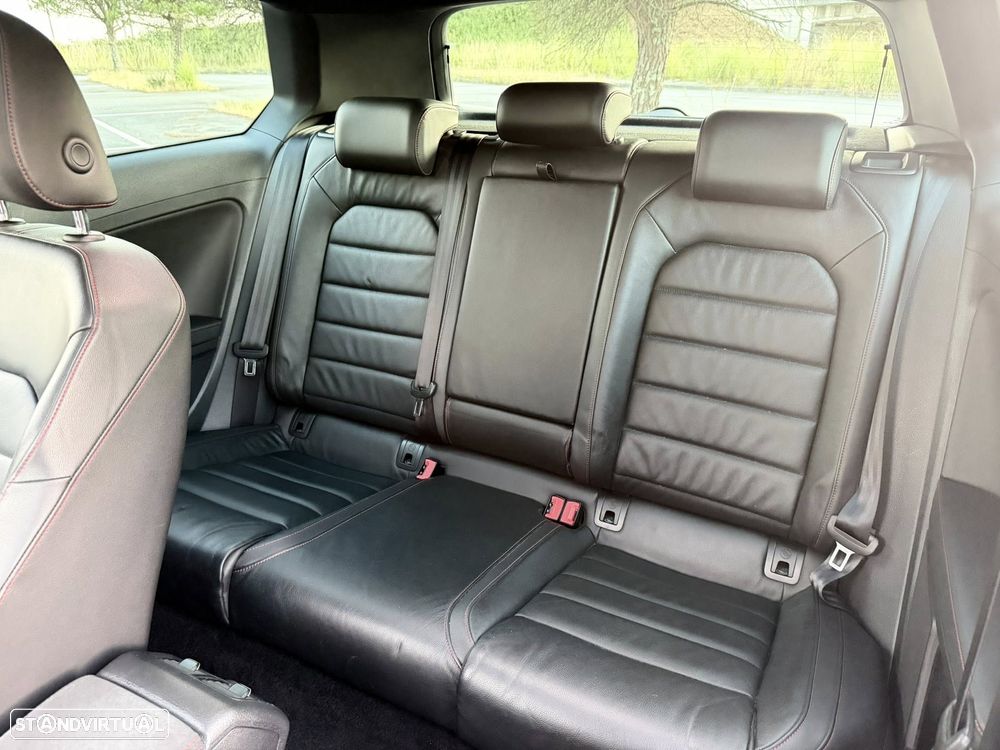 VW Golf GTI BlueMotion - 11