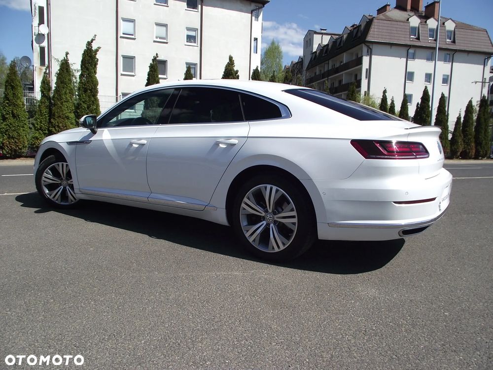 Volkswagen Arteon 2.0 TDI Bi-Turbo SCR 4Mot R-Line Edition DSG - 11