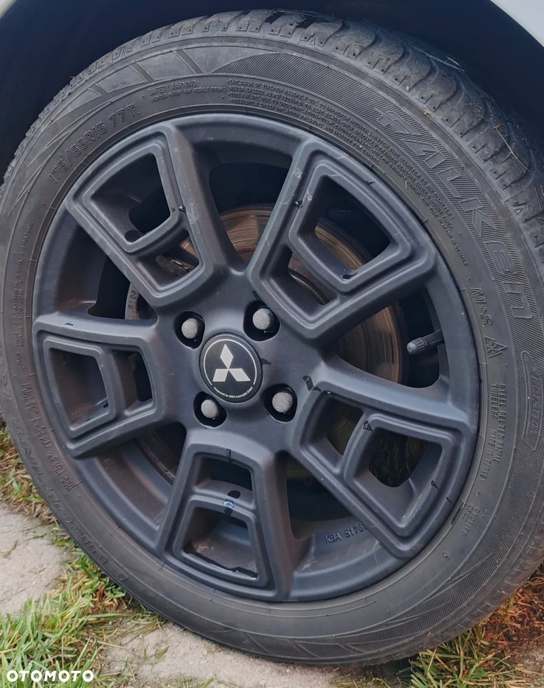 Mitsubishi Space Star 1.2 AS&G Intense - 13