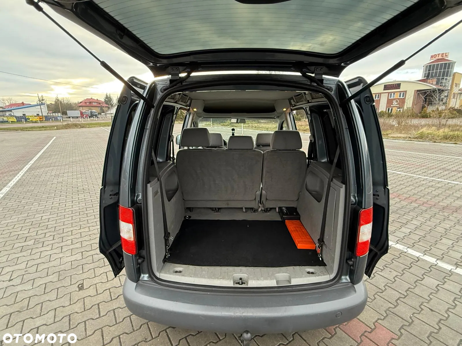 Volkswagen Caddy 1.6 Life - 14