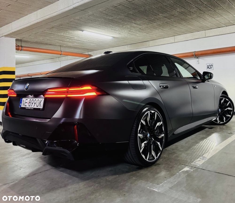 BMW Seria 5 520d mHEV - 1