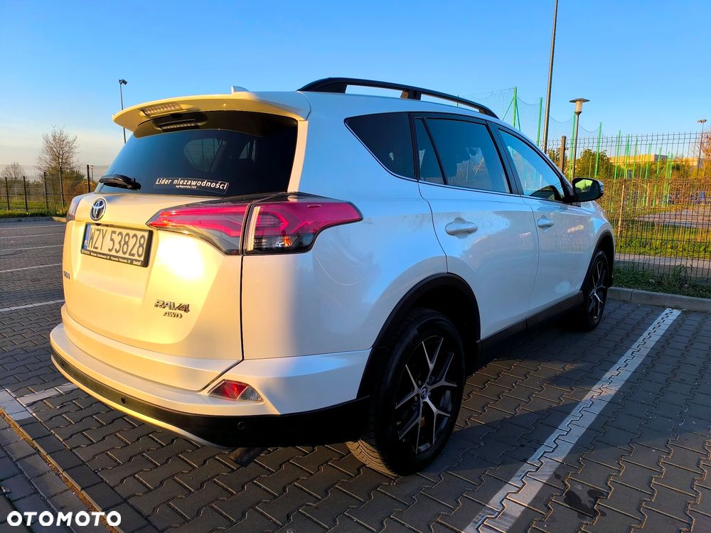 Toyota RAV4 2.0 Premium 4x4 - 7