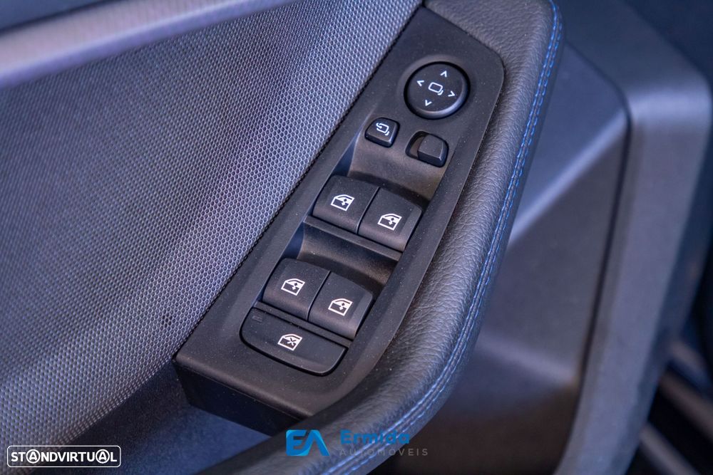 BMW 118 i Pack Desportivo M Auto - 52