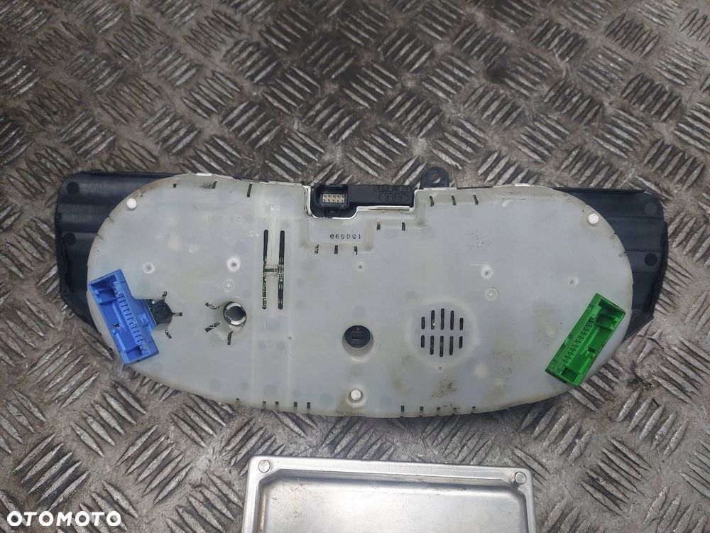 ZESTAW STARTOWY AUDI A4 B5 8D0907558E 4B0905851C 8D0919861C - 6