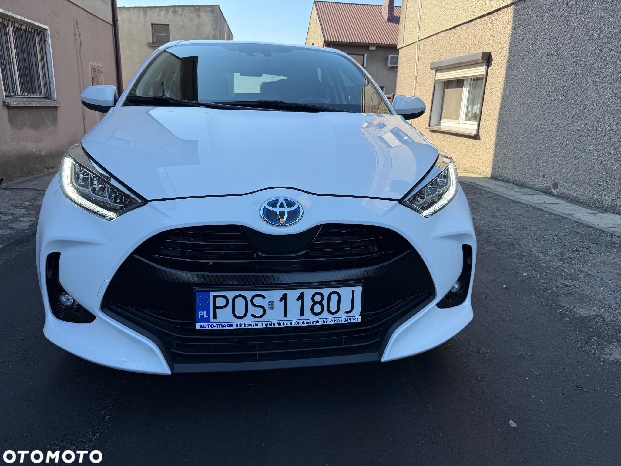 Toyota Yaris Hybrid 116 1.5 VVT-i Comfort - 22