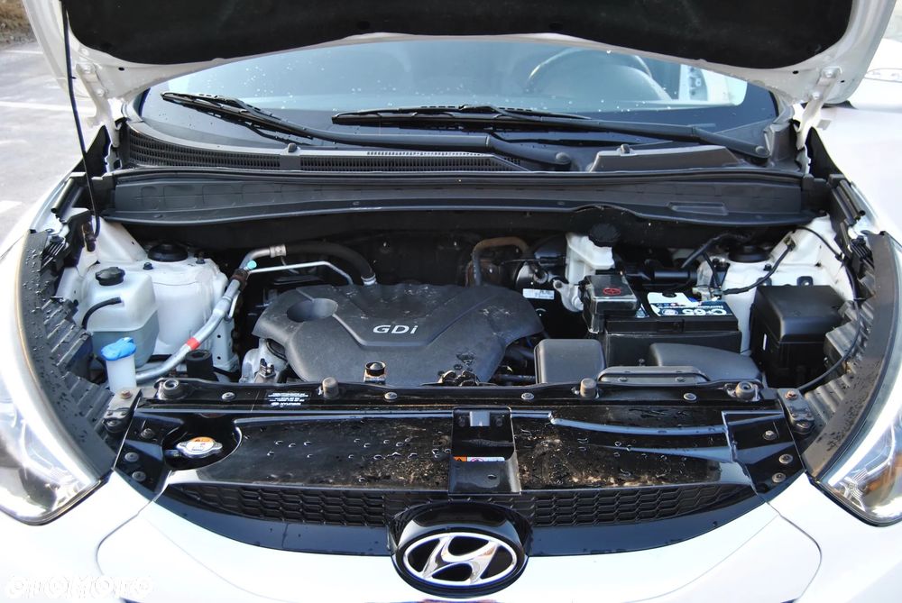 Hyundai ix35 1.6 2WD Fifa World Cup Edition - 15