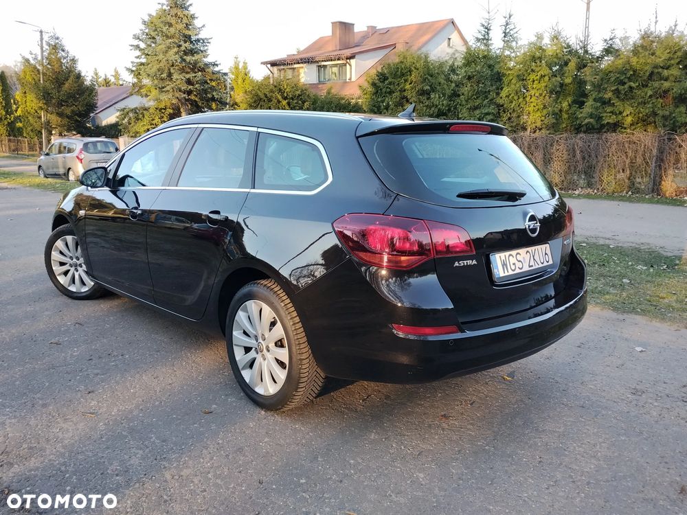 Opel Astra 1.4 Innovation - 4