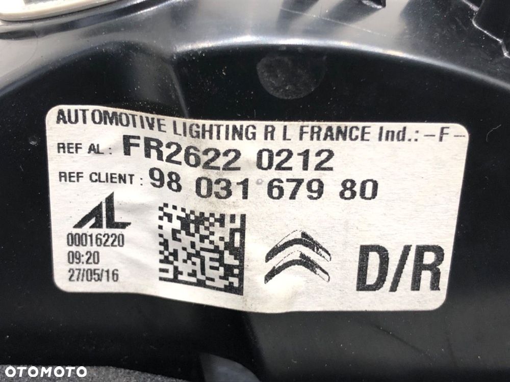 LAMPA TYŁ PRAWA WEWNĘTRZNA  DS DS 5 (KF_) 2015 - 2018 1.6 THP 210 155 kW [210 KM] benzyna 2015 - - 4