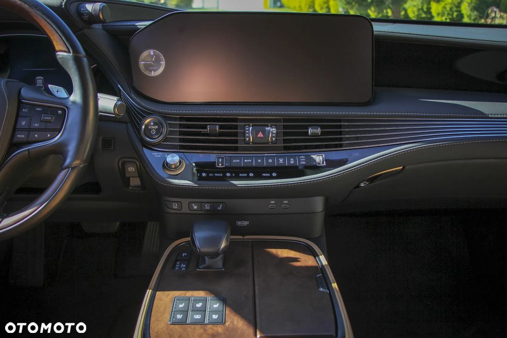 Lexus LS 500h Prestige AWD - 8