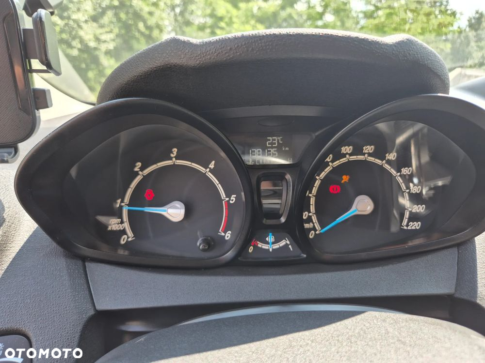 Ford Fiesta 1.5 TDCi SYNC Edition - 12