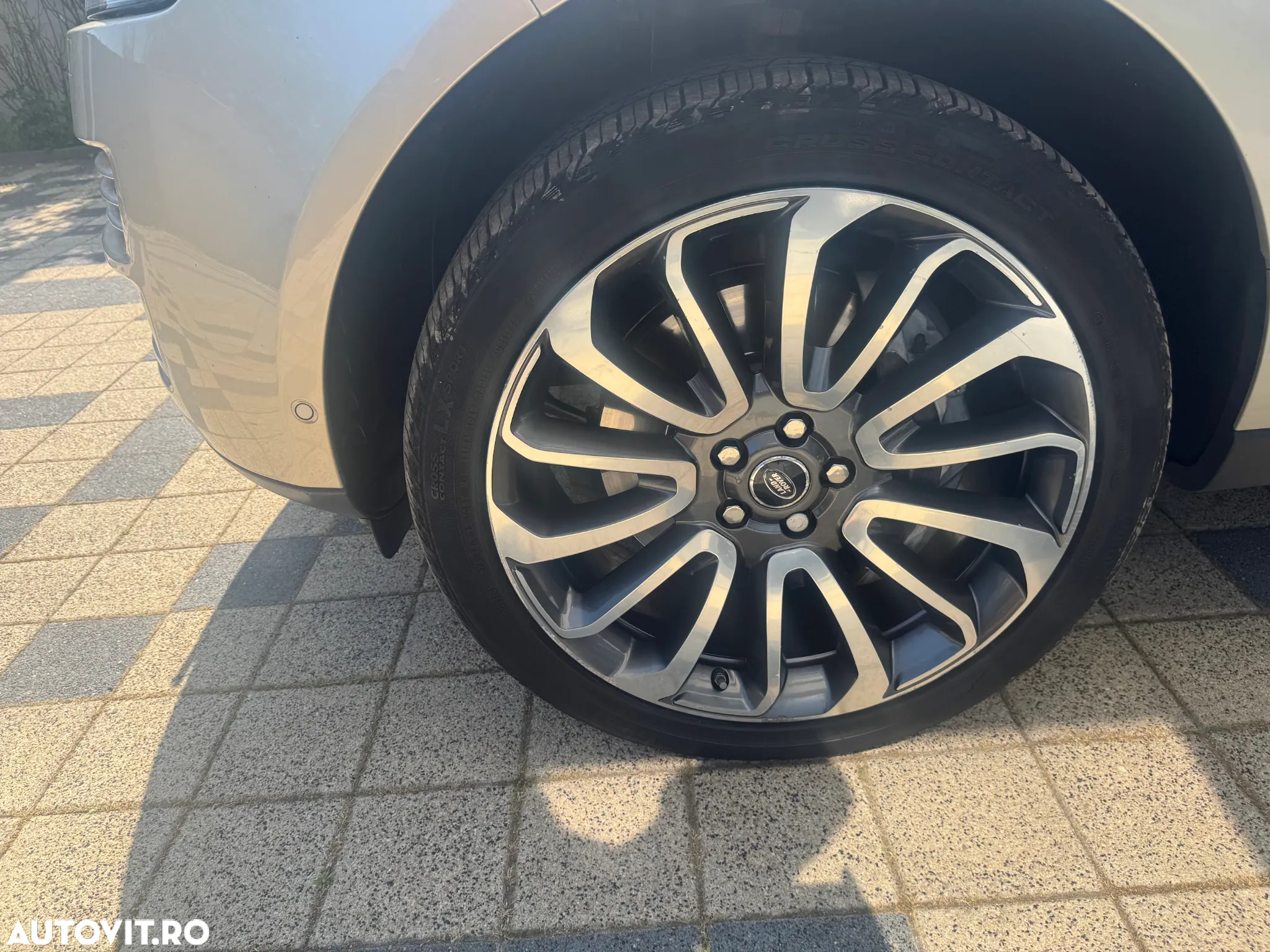 Land Rover Range Rover 3.0 I TDV6 Autobiography - 23