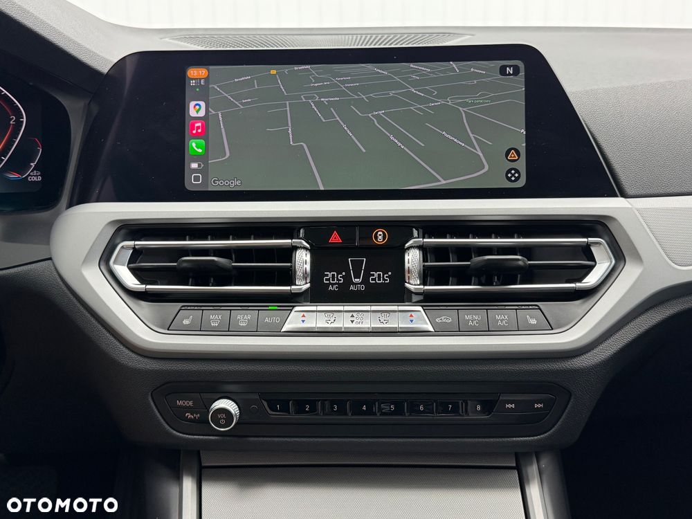 BMW Seria 3 318d Touring Advantage - 25