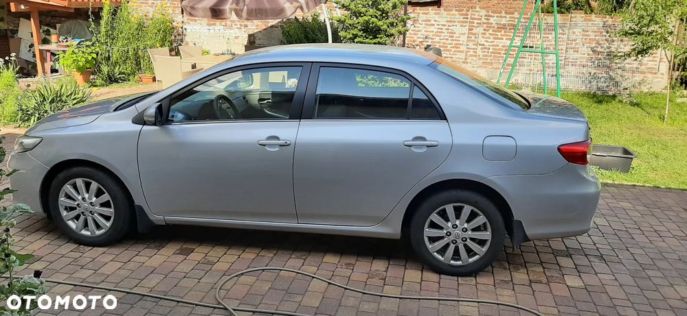 Toyota Corolla 1.6 Luna - 12