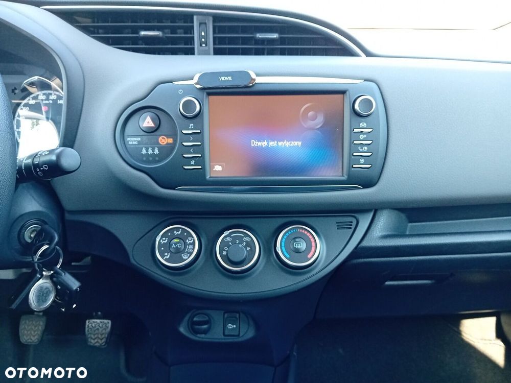 Toyota Yaris - 15