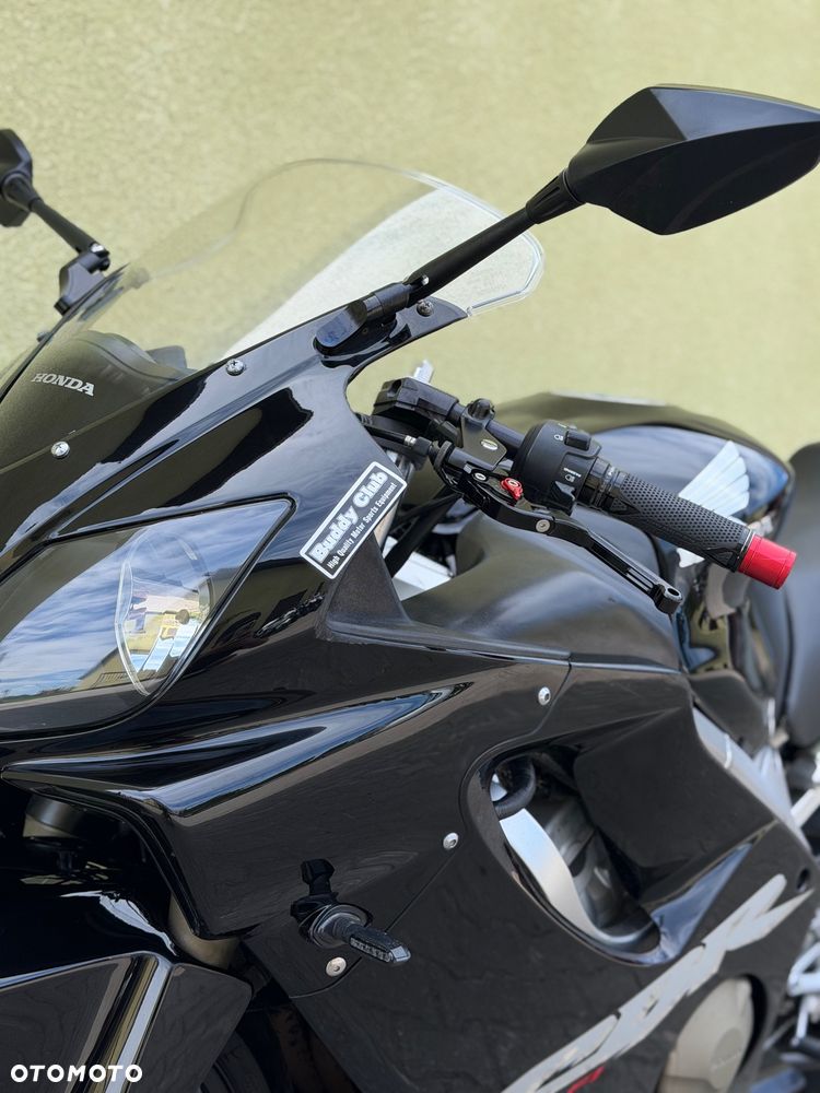 Honda CBR - 30