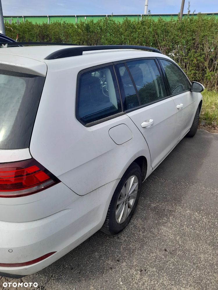 Volkswagen Golf 1.6 TDI BMT Trendline - 3