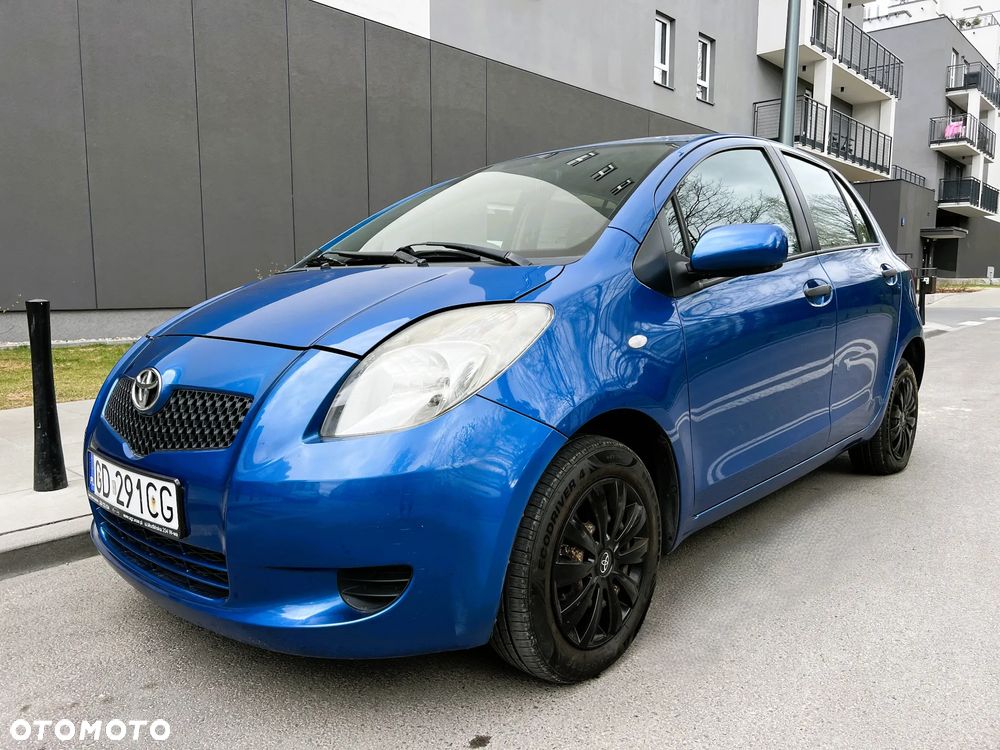Toyota Yaris - 2