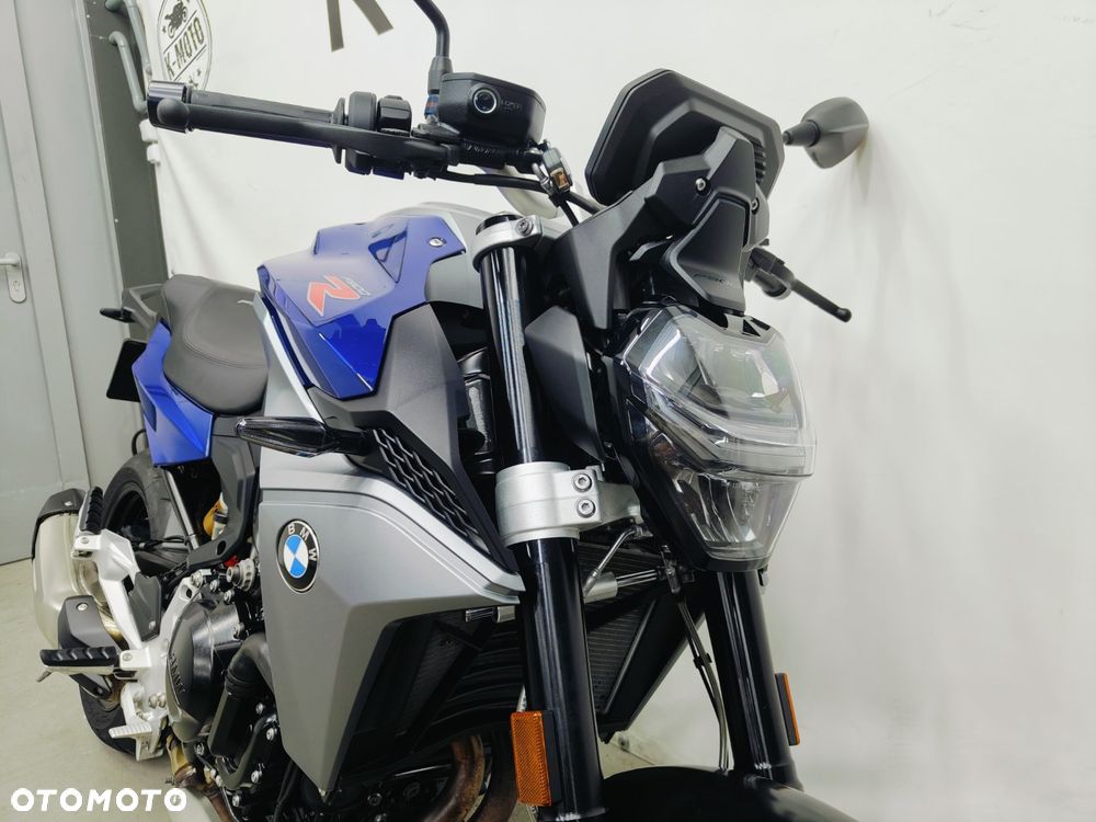 BMW F - 5