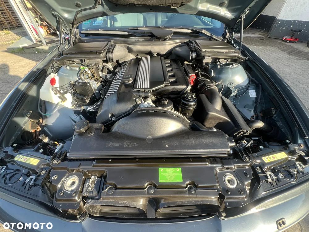 BMW Seria 5 530i - 15