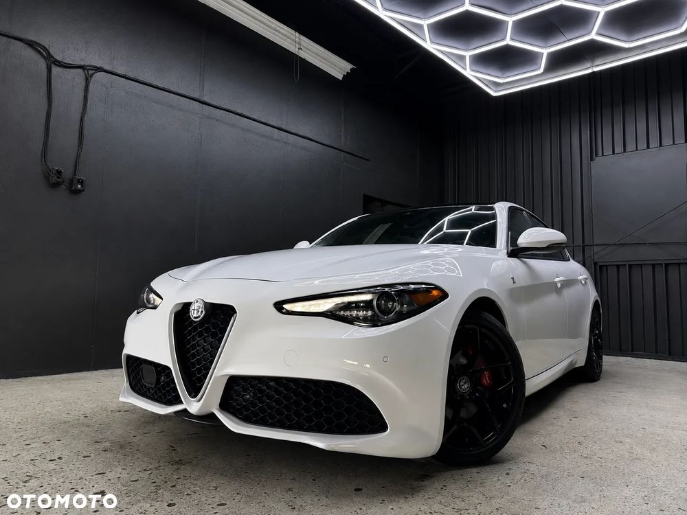 Alfa Romeo Giulia 2.0 Turbo TI Q4 - 2