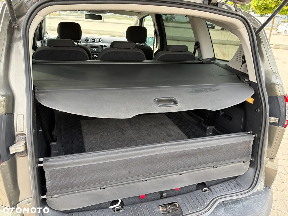 Ford S-Max 1.6 T Titanium - 25