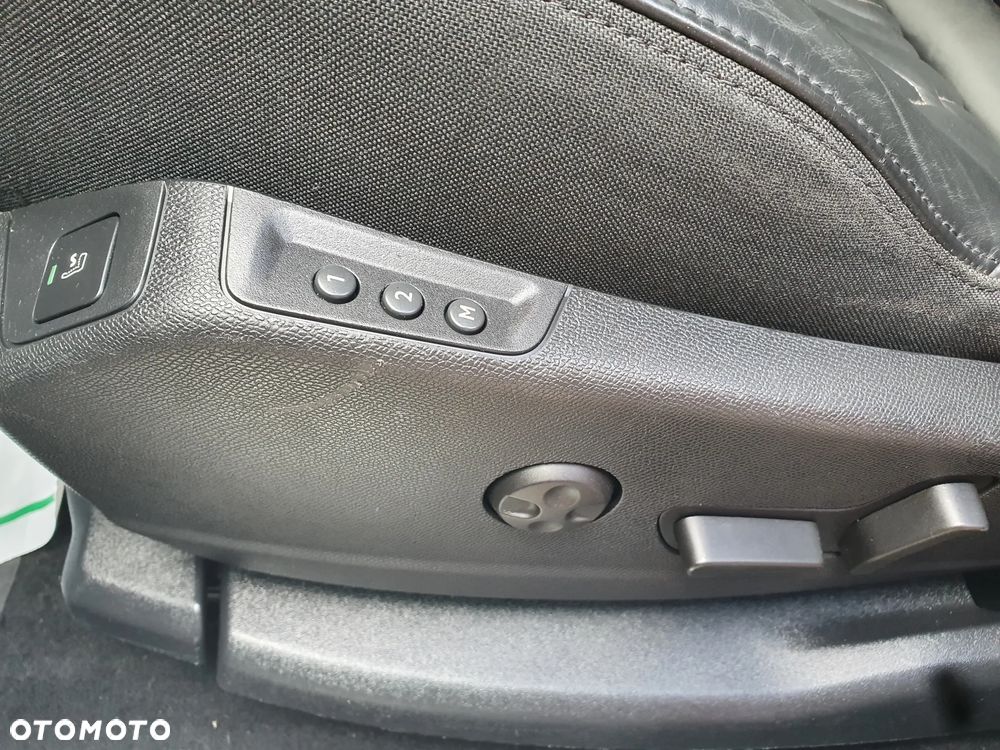 Peugeot 5008 BlueHDi 130 EAT8 Allure Pack - 21