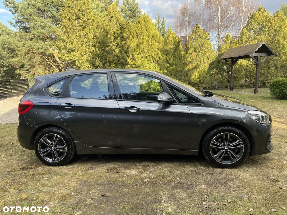 BMW Seria 2 216d Advantage - 4