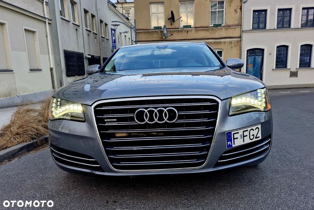 Audi A8 4.2 FSI Quattro tiptronic Langversion - 1