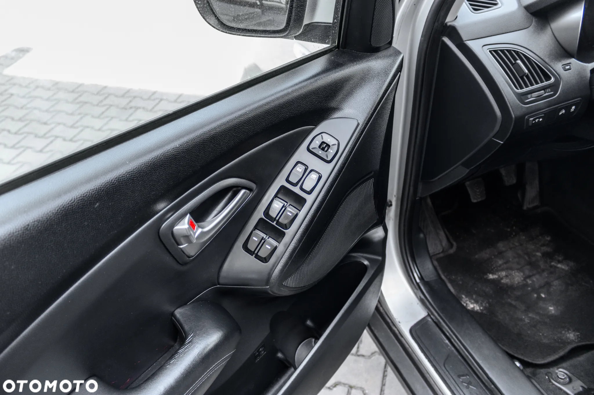 Hyundai ix35 1.6 GDI Premium 2WD - 17