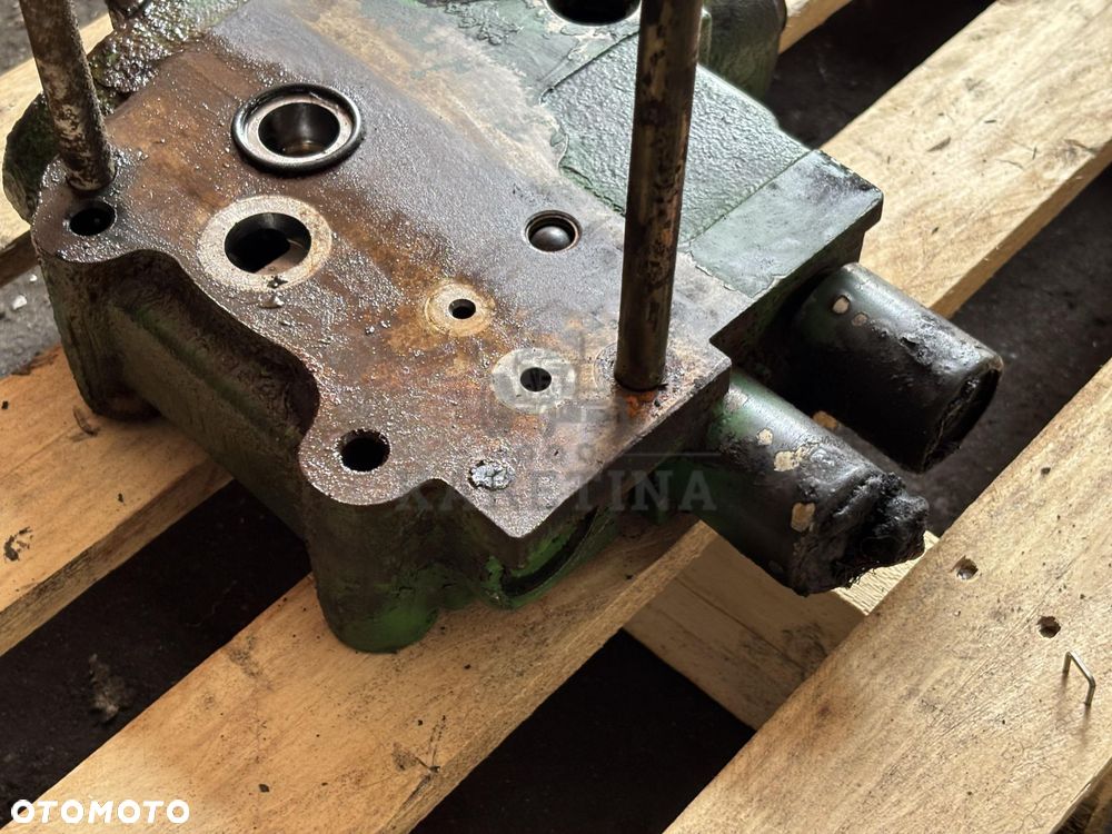 John Deere 9120 9220 9320 9420 9520 9620 Zawór Sterujący Podnośnikiem Zaczepem CZĘŚCI RE234791 - 4