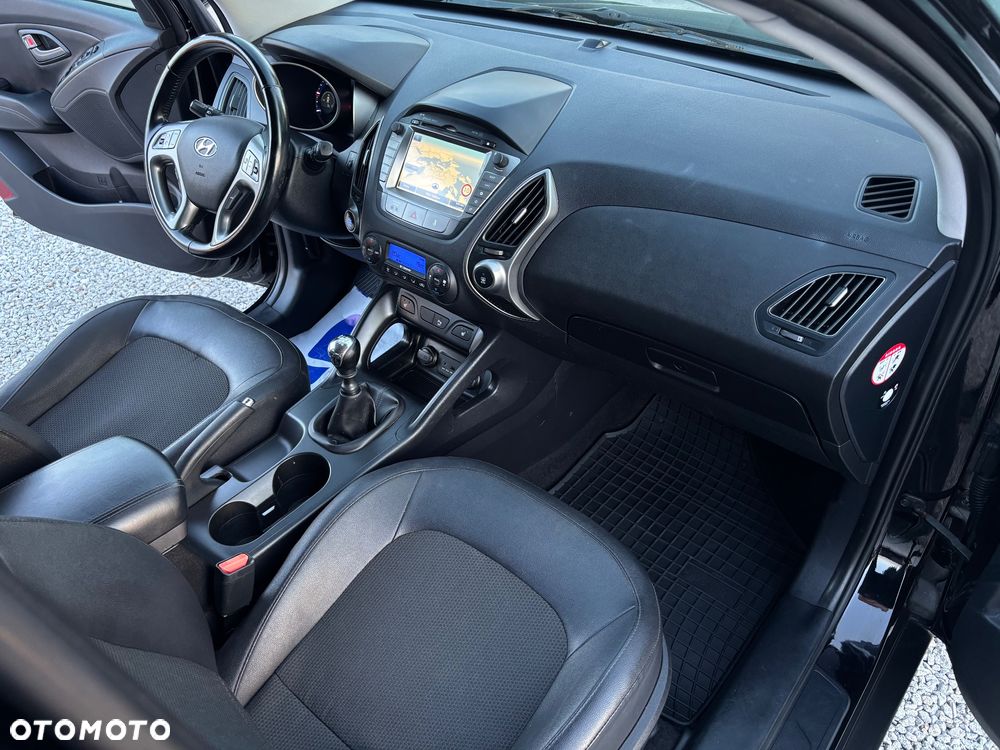 Hyundai ix35 2.0 CRDi Premium 2WD - 18