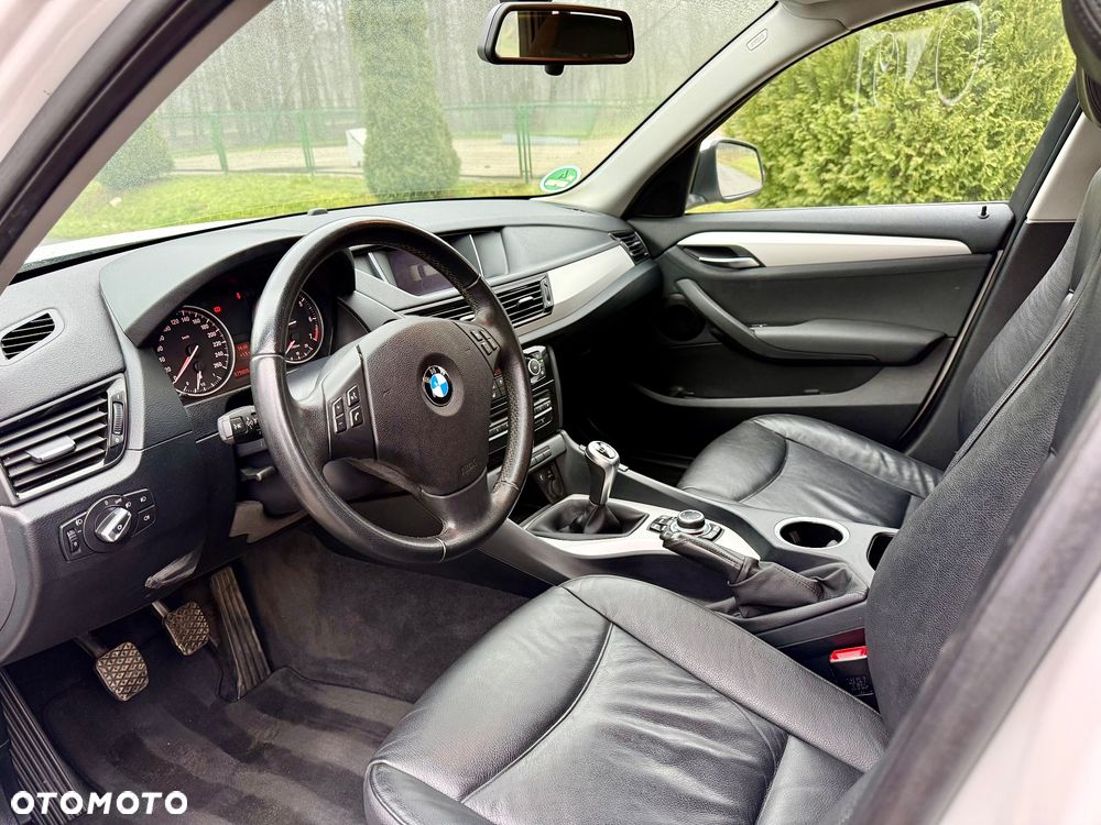 BMW X1 sDrive18i xLine - 7