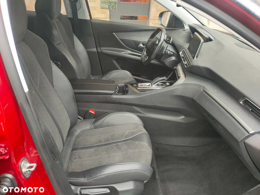 Peugeot 3008 PureTech 130 Stop & Start GPF EAT8 Crossway - 12