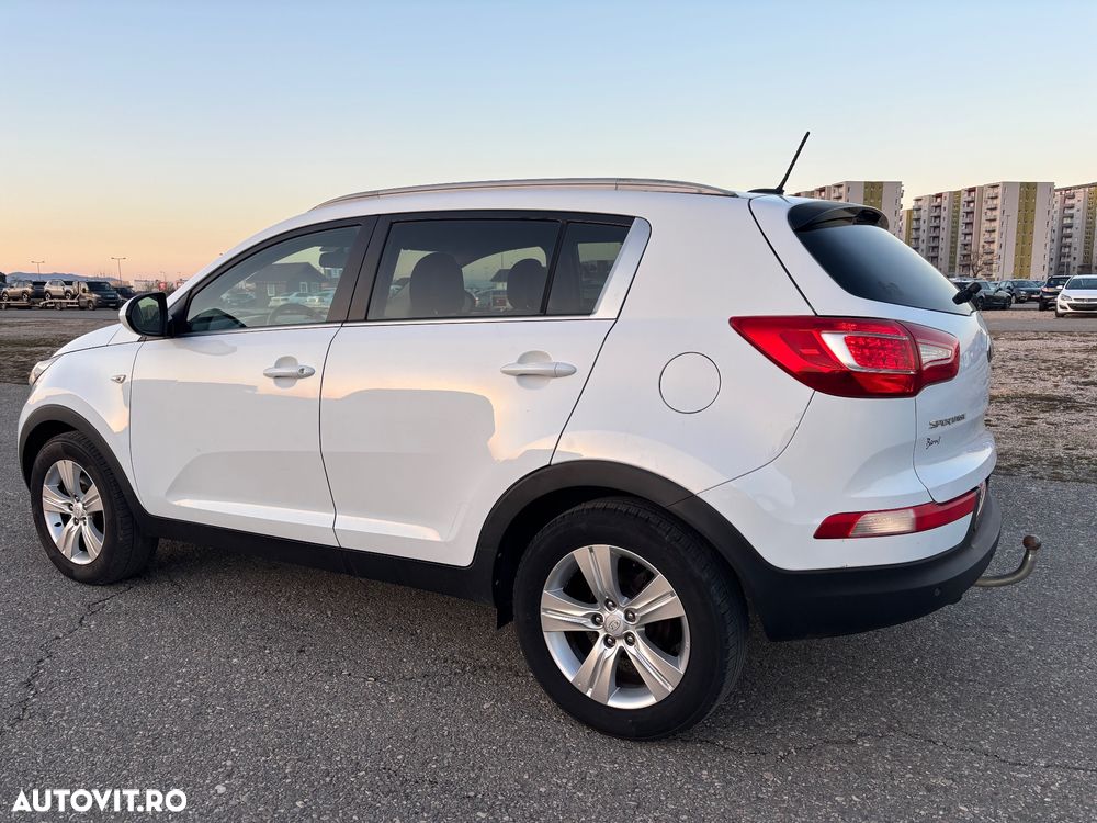 Kia Sportage 1.7 CRDI 2WD Spirit - 18