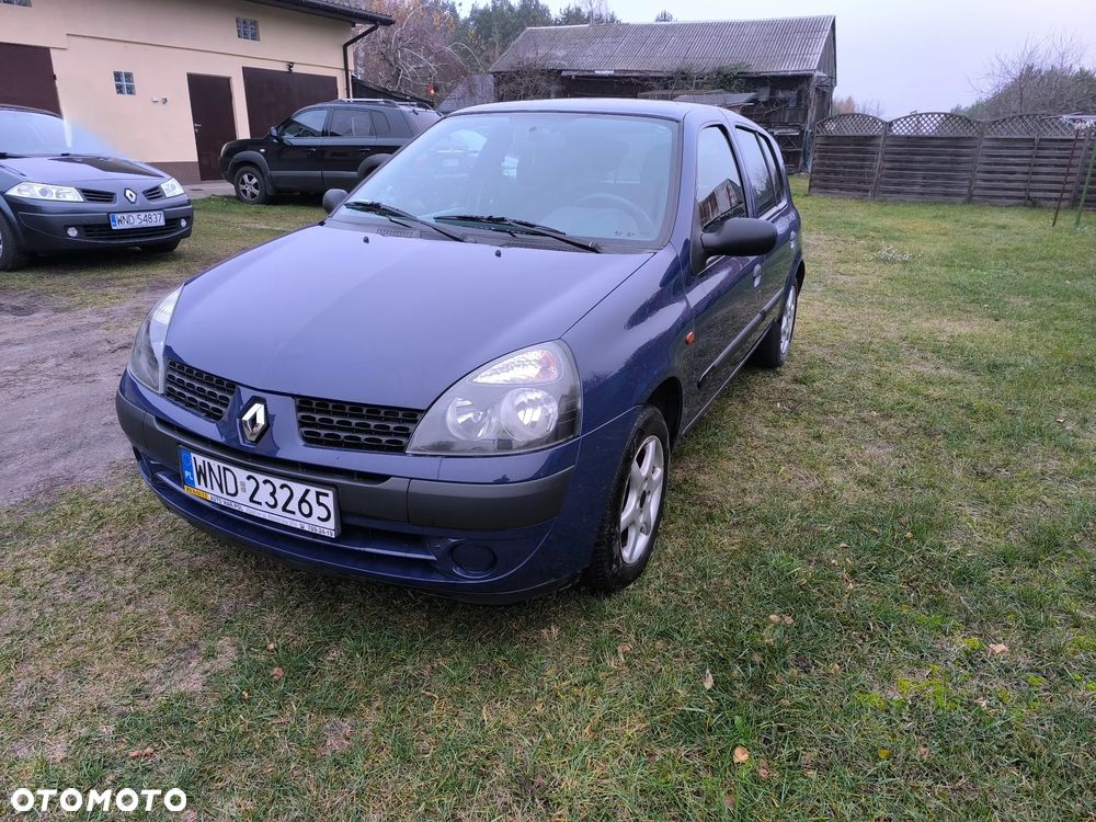 Renault Clio - 1