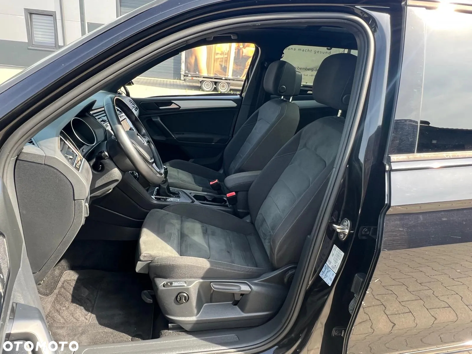 Volkswagen Tiguan - 9