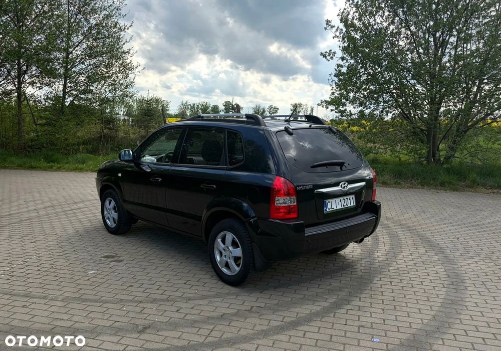 Hyundai Tucson 2.0 2WD GLS - 9