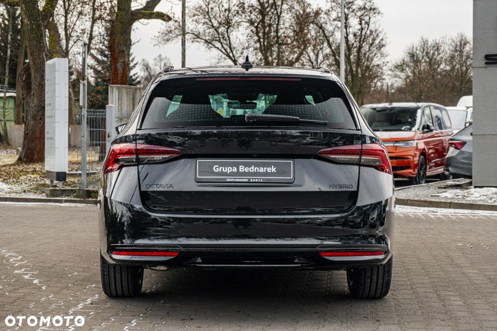 Skoda Octavia - 7