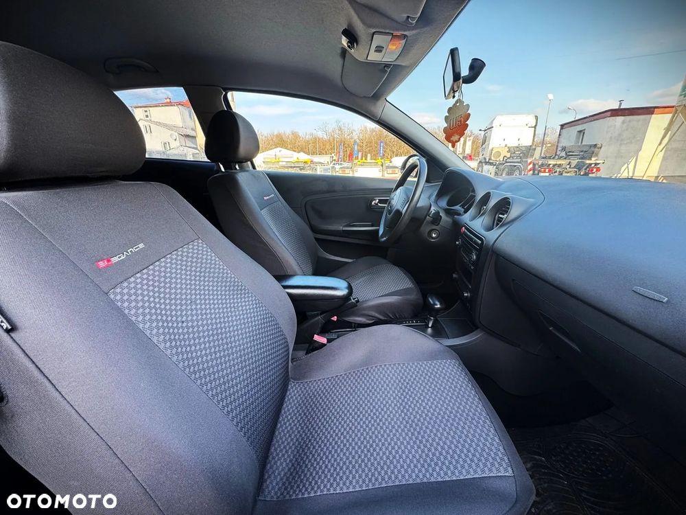 Seat Ibiza 1.4 16V Stylance - 12