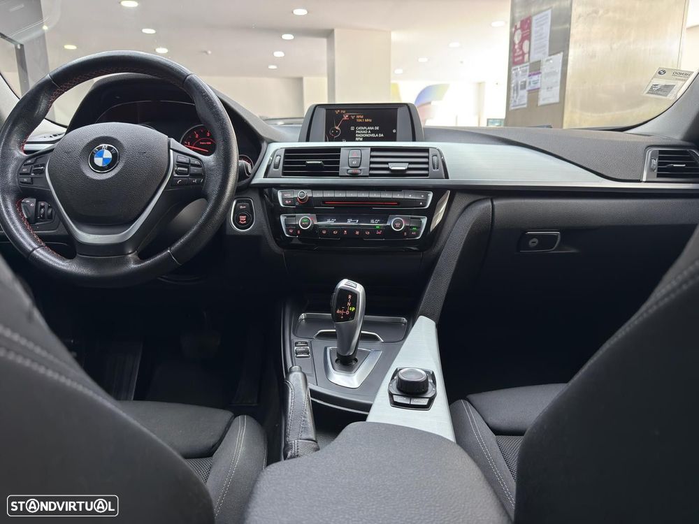 BMW 318 d Line Sport Auto - 31