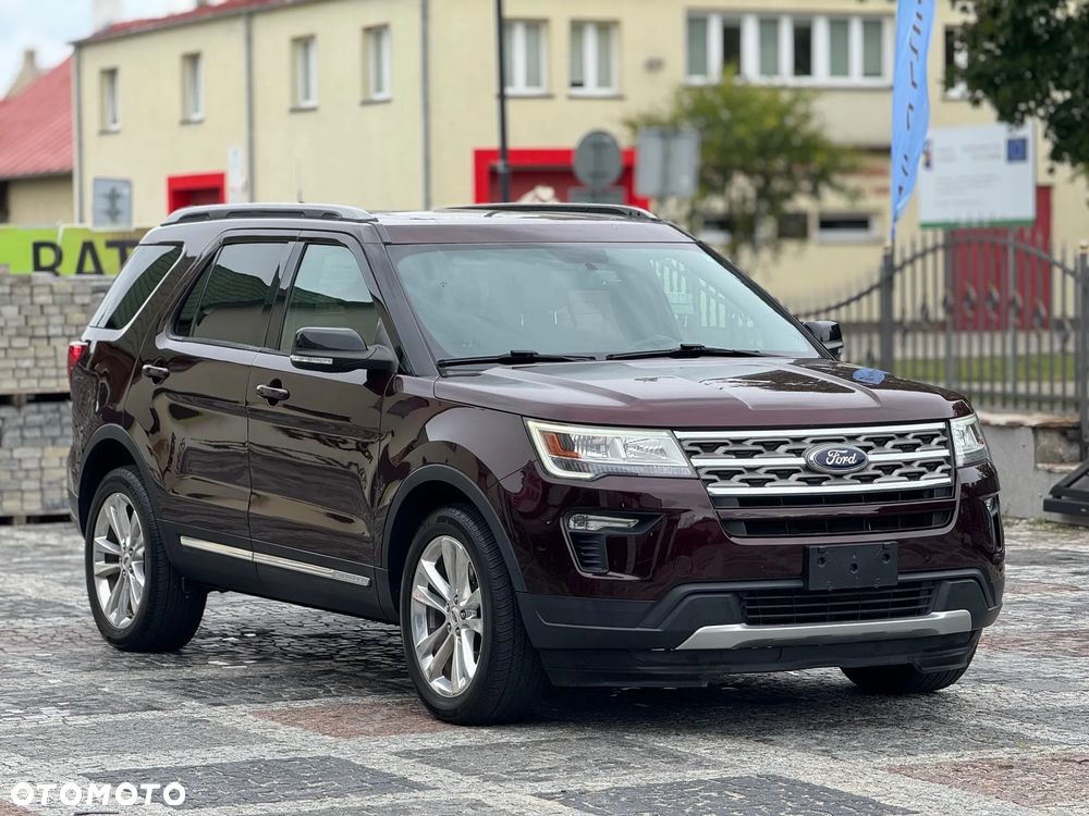 Ford Explorer - 1