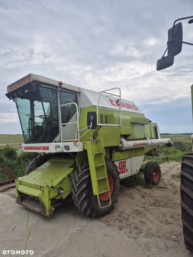 Claas Dominator 98S - 7