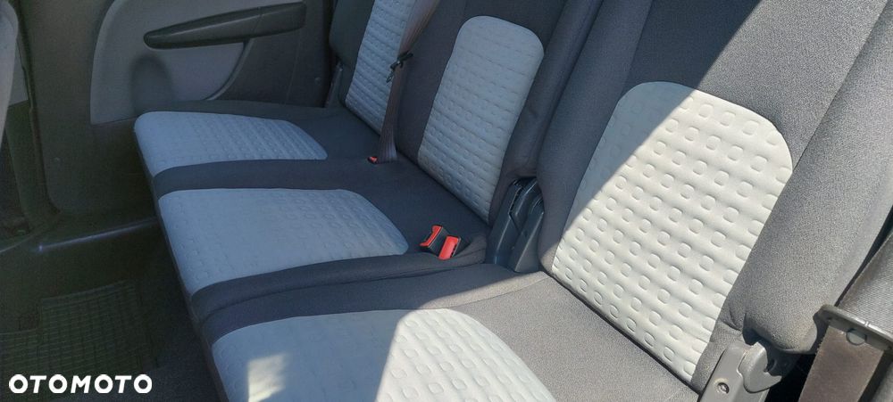 Fiat Doblo 1.9 JTD ELX - 9