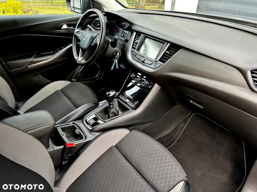 Opel Grandland X 1.2 Start/Stop INNOVATION - 24