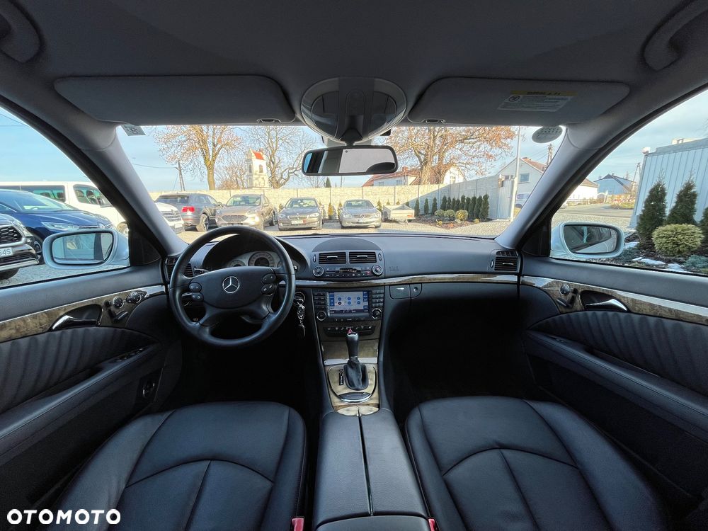 Mercedes-Benz Klasa E 350 4-Matic Avantgarde - 32