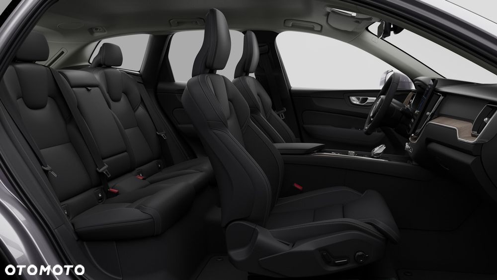 Volvo XC 60 B5 B AWD Plus Bright - 4