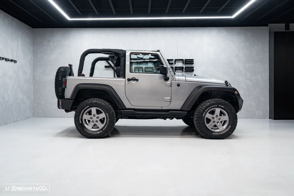 Jeep Wrangler 2.8 CRD Sport - 8