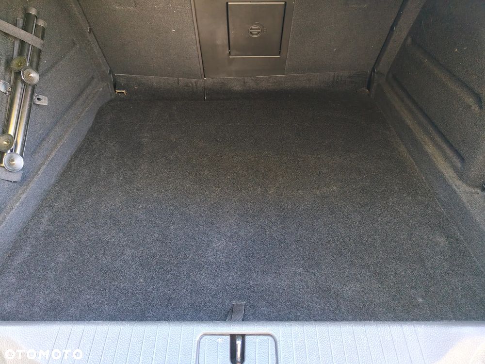 Opel Astra 1.4 T Executive - 13