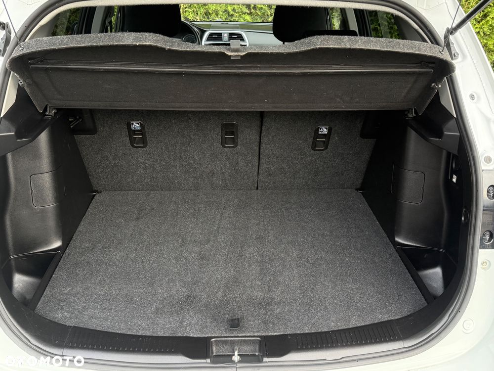 Suzuki SX4 S-Cross - 13
